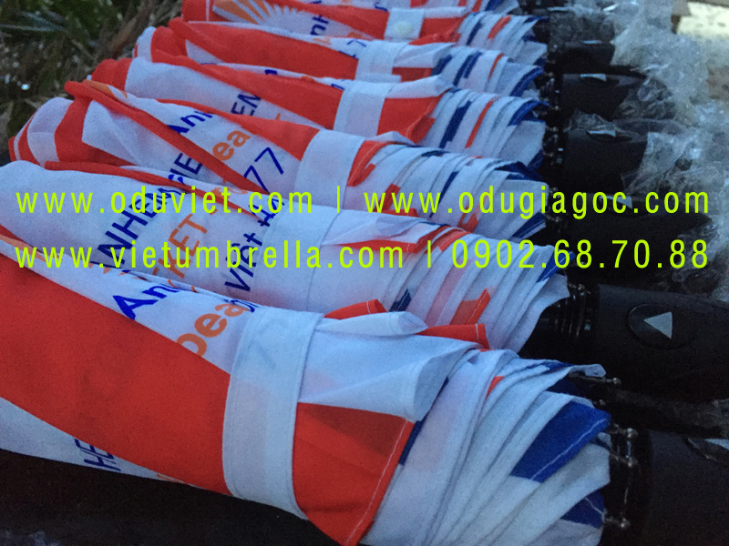 xưởng sản xuất ô dù cầm tay in logo quảng cáo